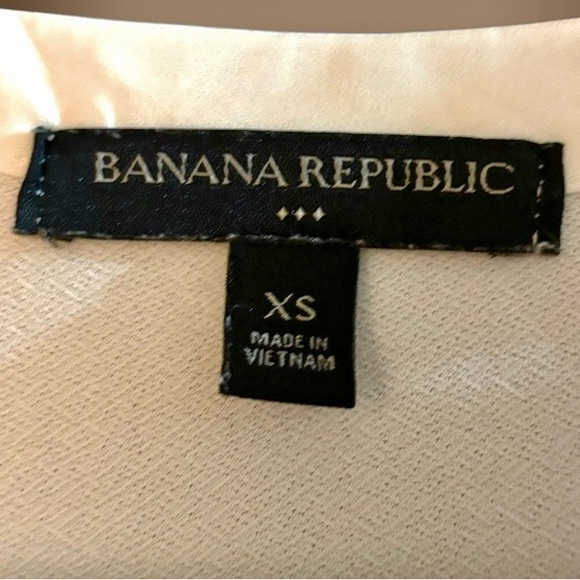 Banana Republic Top with Bow Detail - Picture 5 of 5